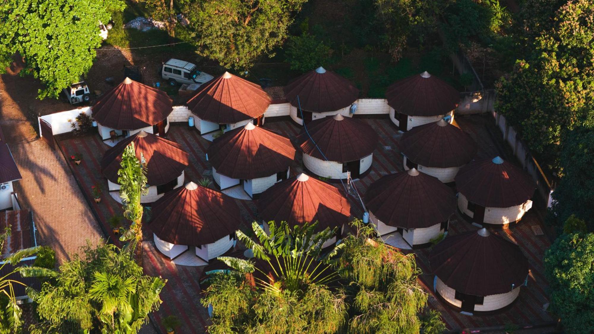 Keys Hotel Moshi Luaran gambar
