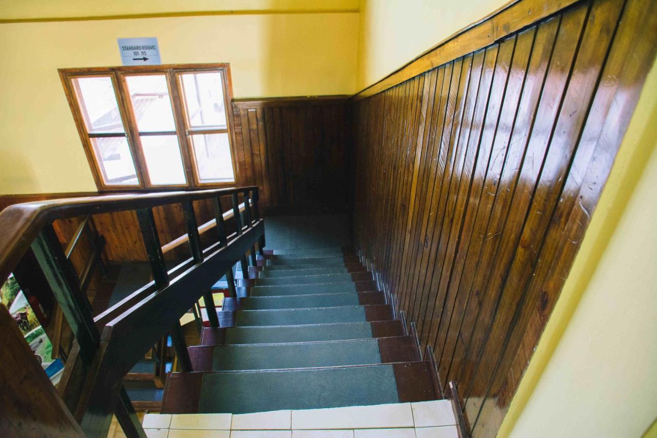 Keys Hotel Moshi Luaran gambar